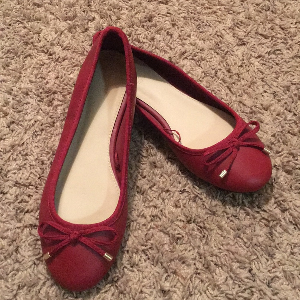 Flat shoes